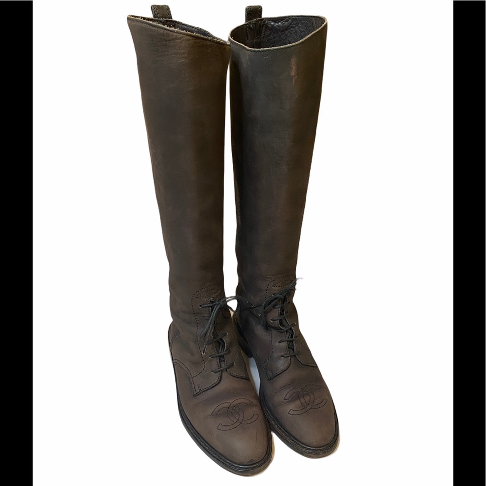 CHANEL CC Logo Leather Knee High Riding Boots - Picture 2 of 12